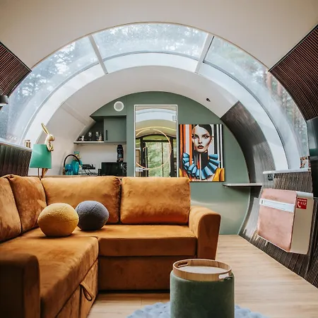 Panoramic Tube With Sauna & Hot Tub 度假居