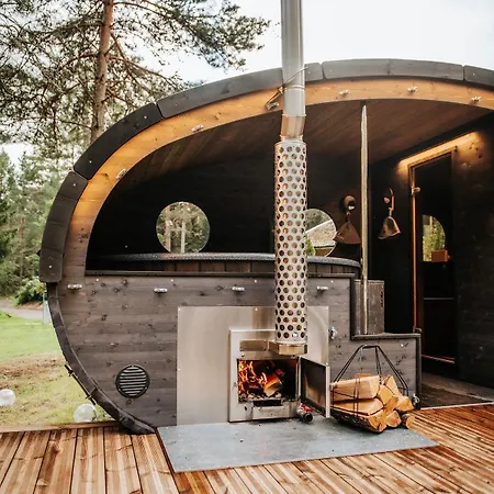 Panoramic Tube With Sauna & Hot Tub 펜션 *