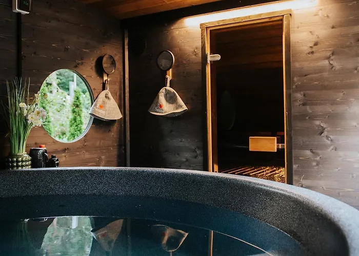 Holiday home Panoramic Tube With Sauna & Hot Tub *